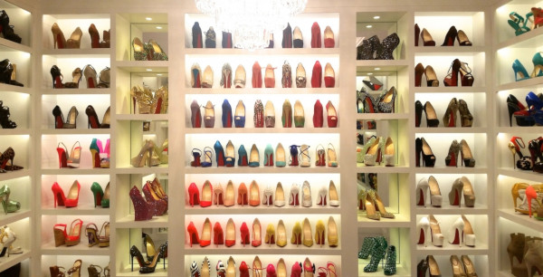 high heel shoe closet